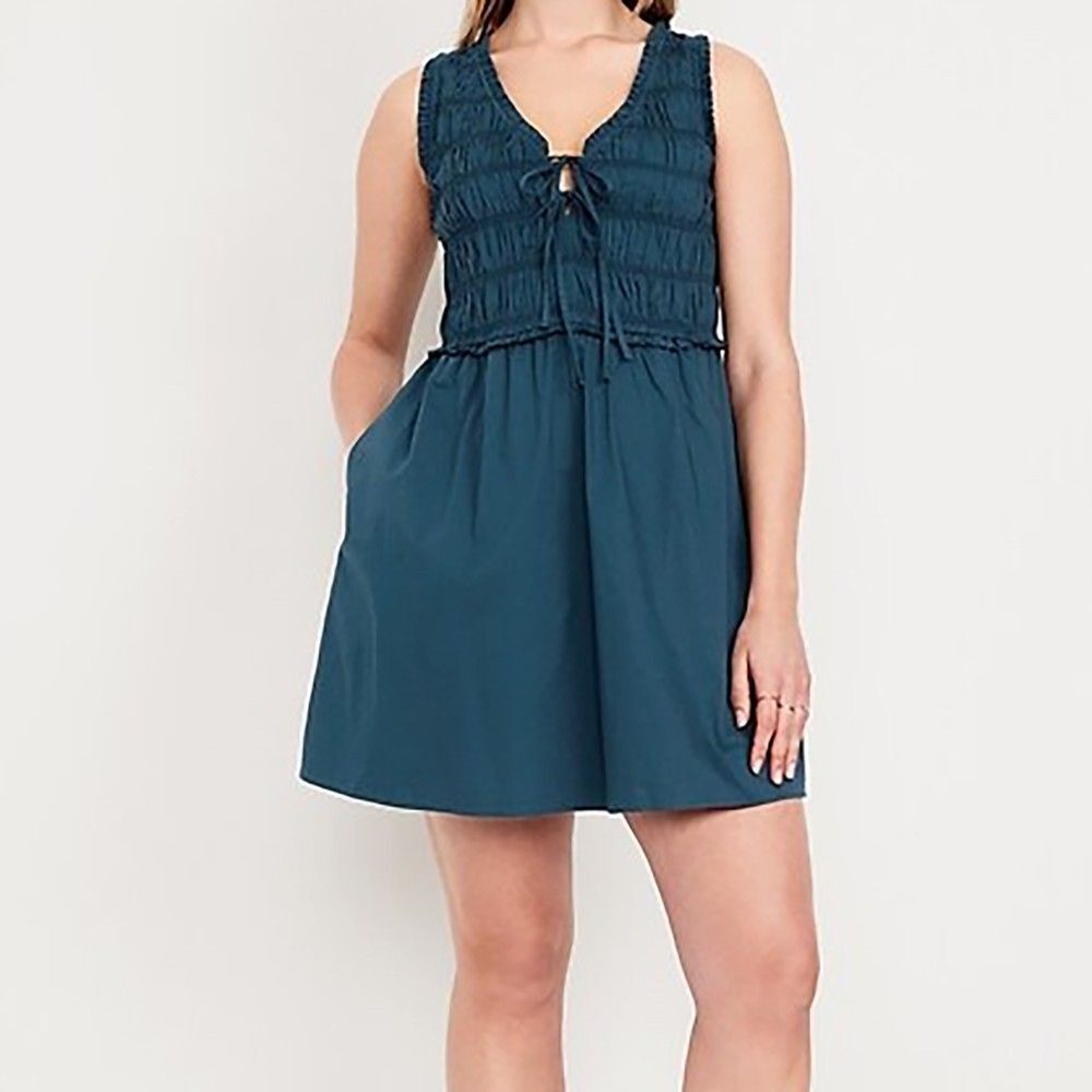 Old Navy Smocked Bodice Mini Dress Size L Tidewater Blue Cotton Pockets